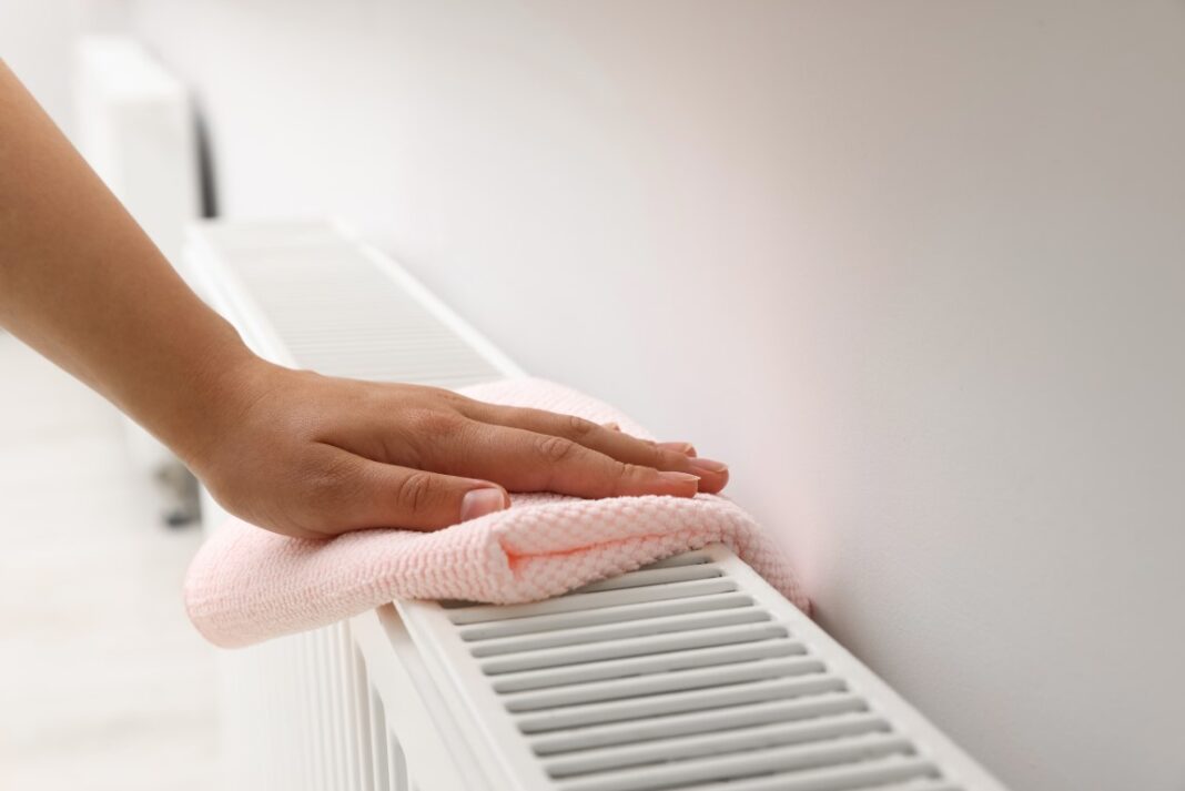 astuces de grand-mère pour nettoyer et blanchir les radiateurs